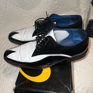 Men’s dress shoes size 10.5